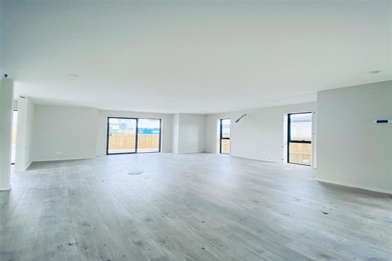 Photo of property in 6 Bliss Court, Takanini, 2110