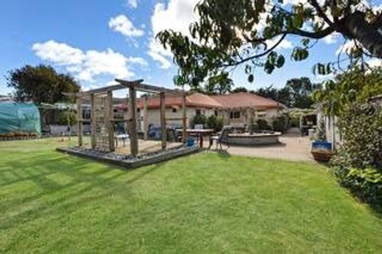 Photo of property in 70 Campbell Avenue, Paraparaumu, 5032