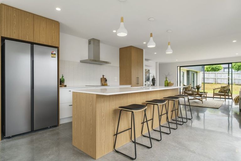 Photo of property in 7 Kayelene Place, Omokoroa, 3114