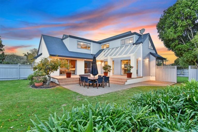 Photo of property in 29 Lemonwood Place, The Gardens, Auckland, 2105