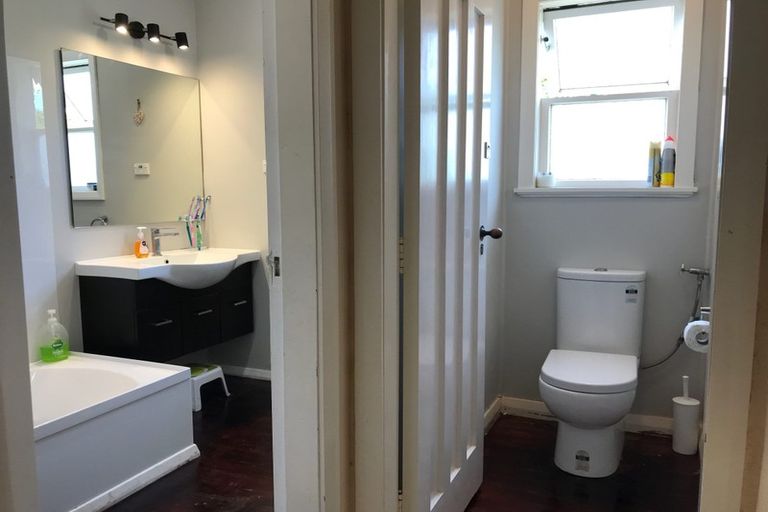 Photo of property in 18 Gilchrist Street, Te Aroha, 3320