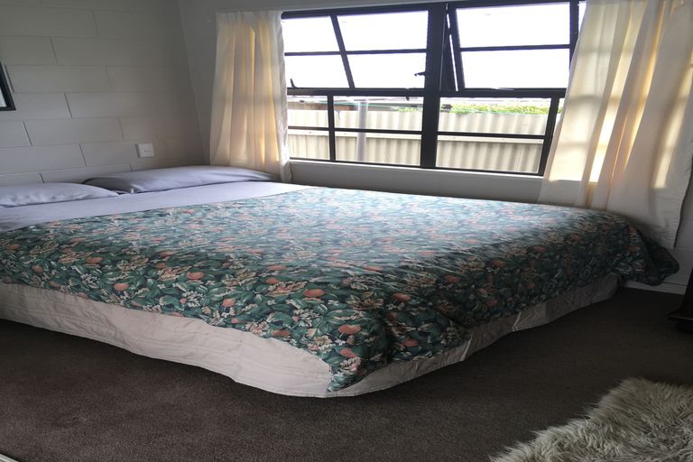 Photo of property in 1a Weston Road, Holmes Hill, Oamaru, 9401