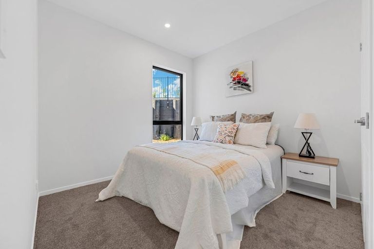 Photo of property in 2 Spudman Rise, Pukekohe, 2120