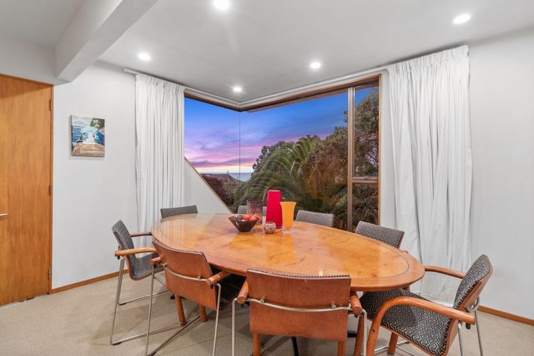 Photo of property in 8 View Road, Campbells Bay, Auckland, 0630