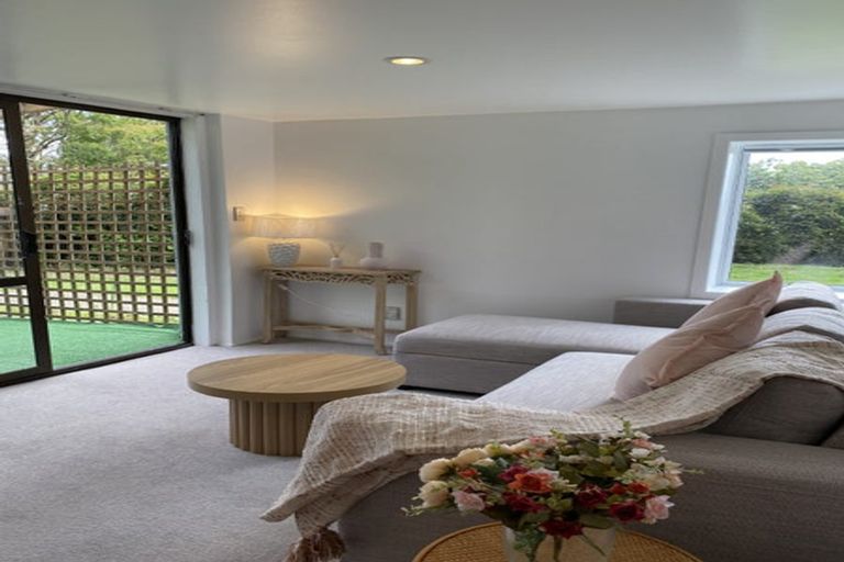 Photo of property in 244 Point View Drive, East Tamaki Heights, Auckland, 2016