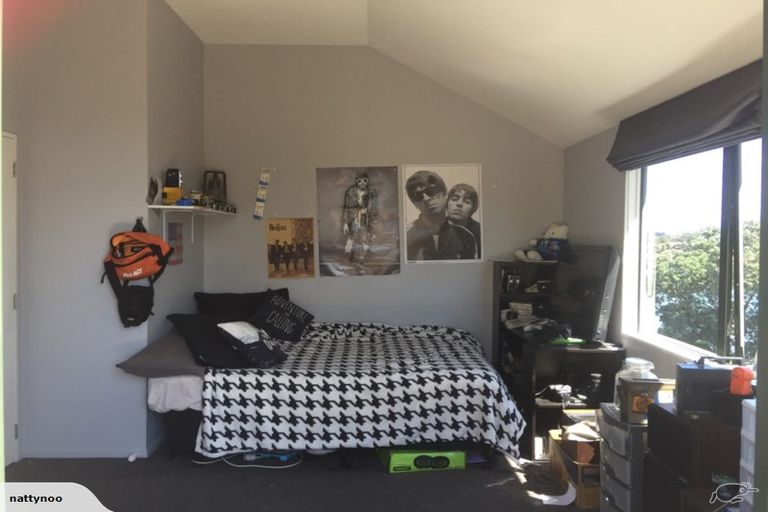 Photo of property in 9a Beach Haven Road, Beach Haven, Auckland, 0626