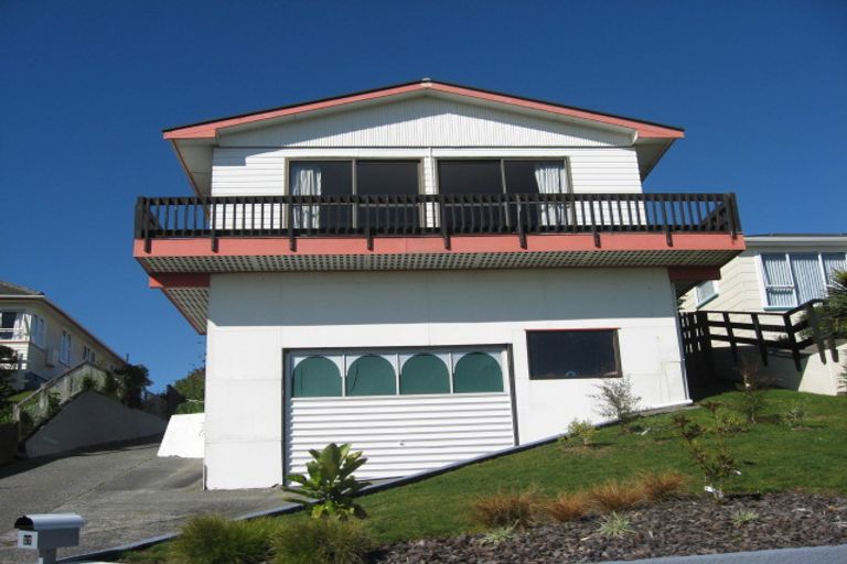 Photo of property in 17 Domain Terrace, Karoro, Greymouth, 7805