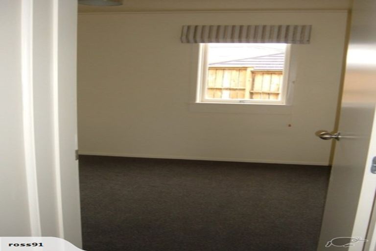 Photo of property in 1/32 Wicklow Road, Narrow Neck, Auckland, 0622