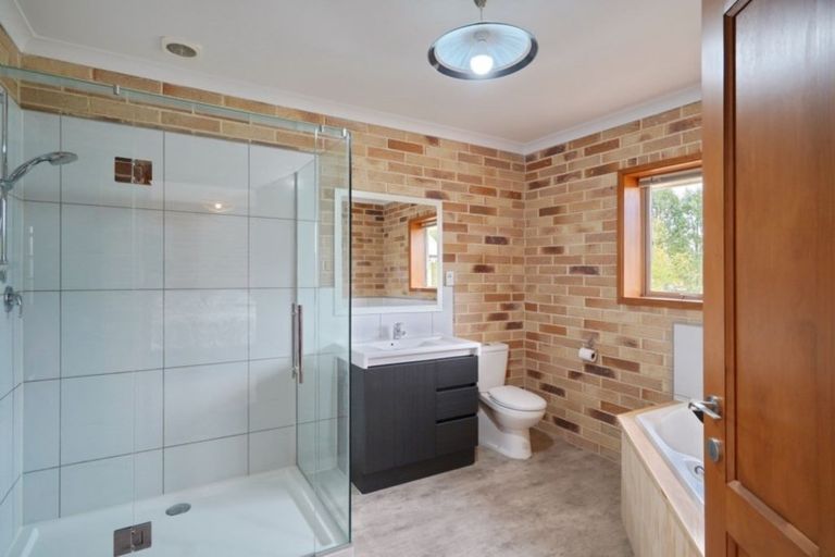 Photo of property in 6 Bridge Road, Fernside, Rangiora, 7475