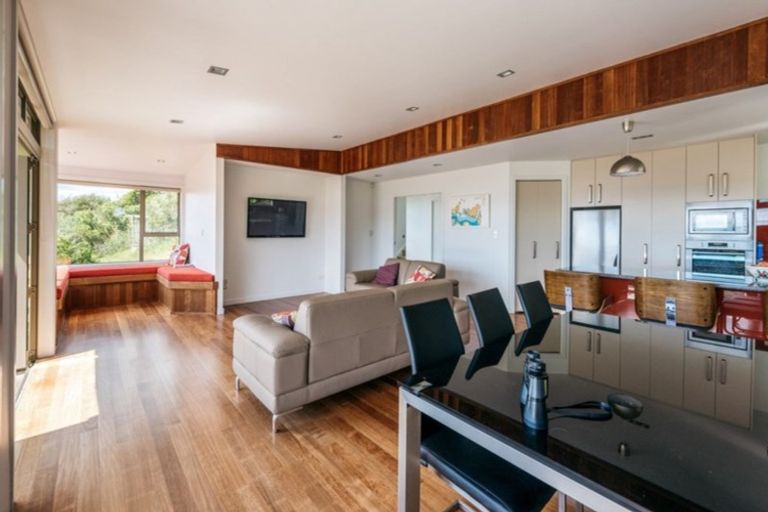 Photo of property in 788 Orapiu Road, Waiheke Island, 1971