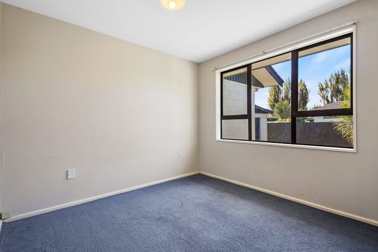 Photo of property in 39 Tintern Avenue, Avonhead, Christchurch, 8042