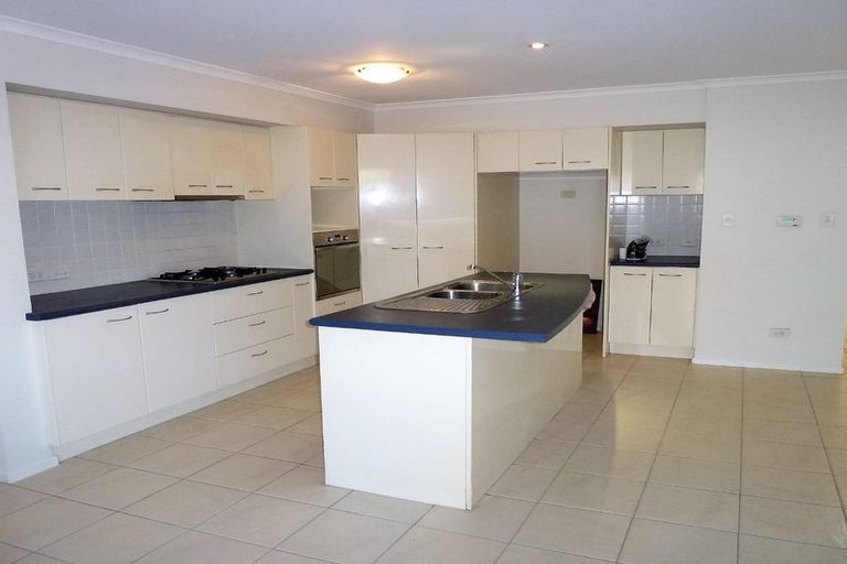 Photo of property in 42 Trimaran Drive, Gulf Harbour, Whangaparaoa, 0930