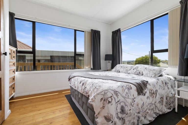 Photo of property in 16 Prospect Terrace, Pukekohe, 2120