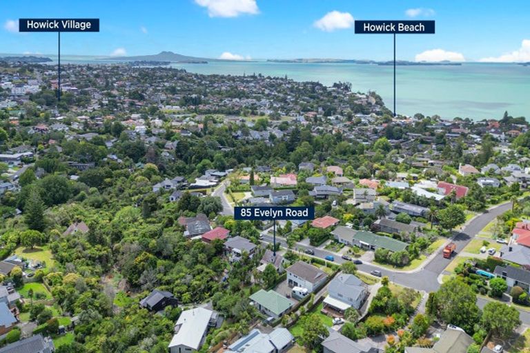 Photo of property in 85 Evelyn Road, Cockle Bay, Auckland, 2014