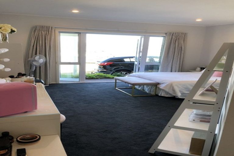 Photo of property in 61a Townsend Road, Miramar, Wellington, 6022