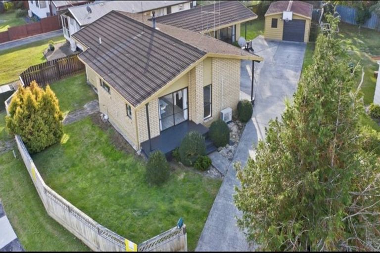 Photo of property in 24 Hibiscus Avenue, Hamilton Lake, Hamilton, 3204