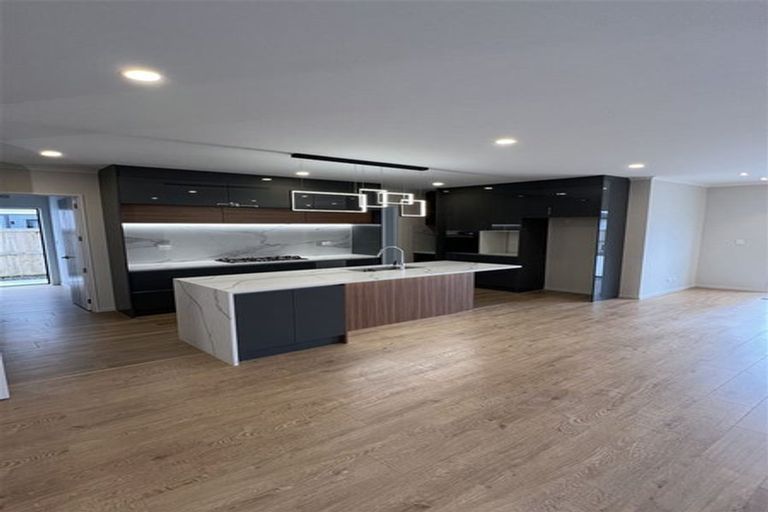 Photo of property in 5 Matatahi Road, Flat Bush, Auckland, 2019