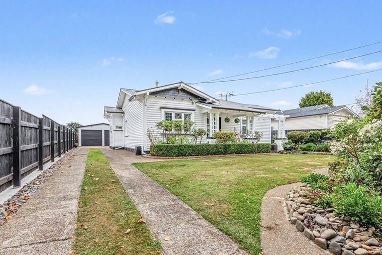 Photo of property in 18 Godwin Crescent, College Estate, Whanganui, 4500