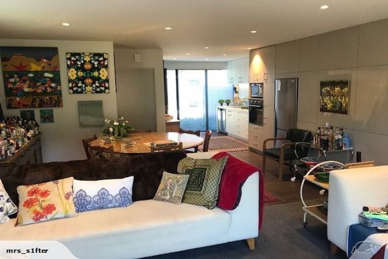 Photo of property in 19d Alexandra Street, Richmond, Christchurch, 8013