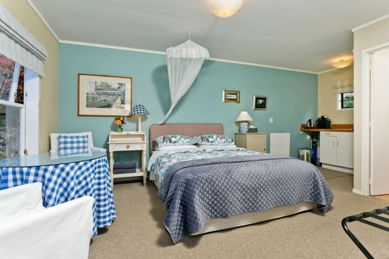 Photo of property in 24 Long Bay Drive, Torbay, Auckland, 0630