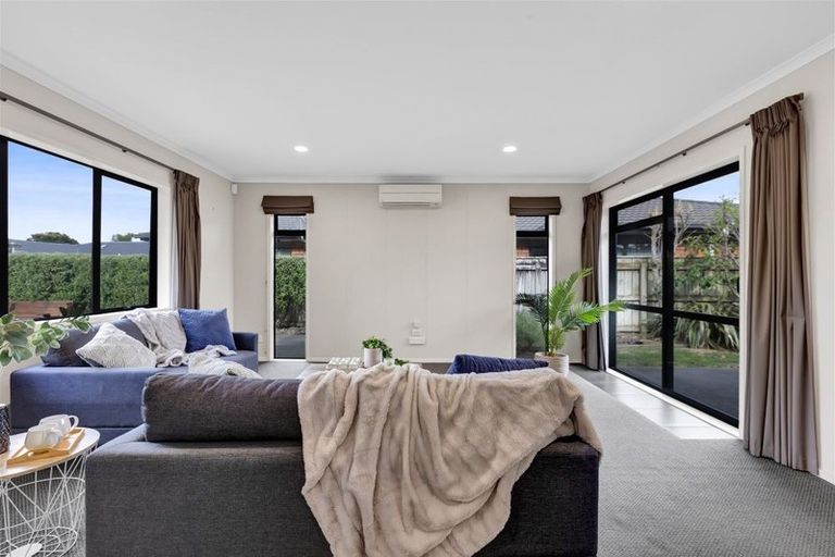 Photo of property in 23b Marlin Terrace, Bell Block, New Plymouth, 4312