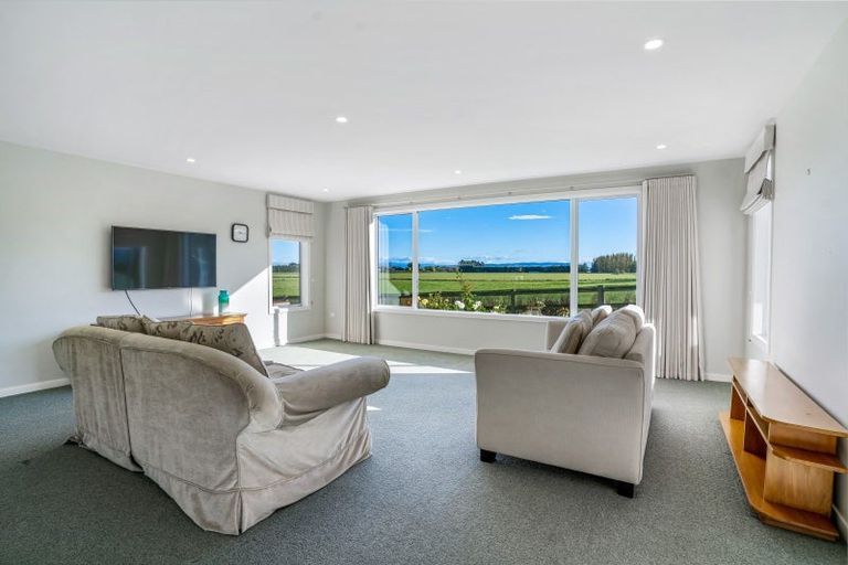 Photo of property in 28 Northview Avenue, Winton, 9720