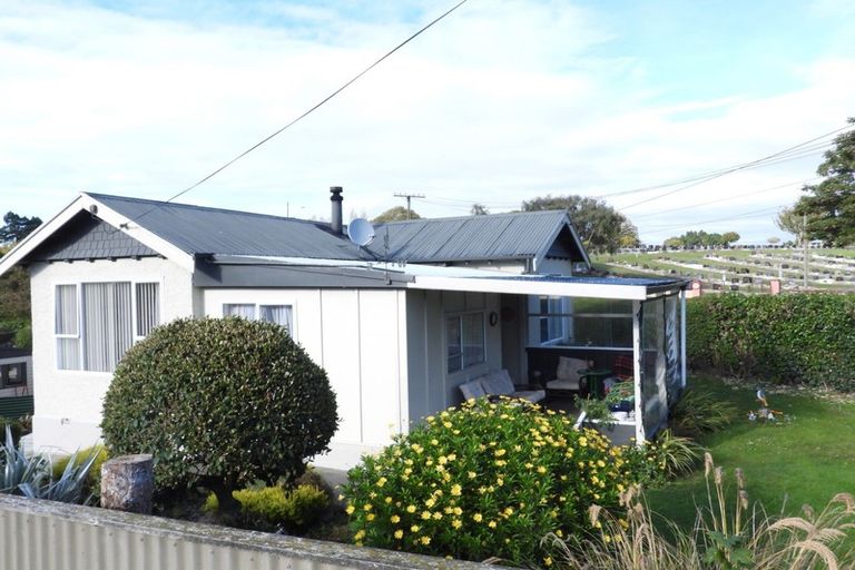 Photo of property in 60 Perth Street, South Hill, Oamaru, 9400