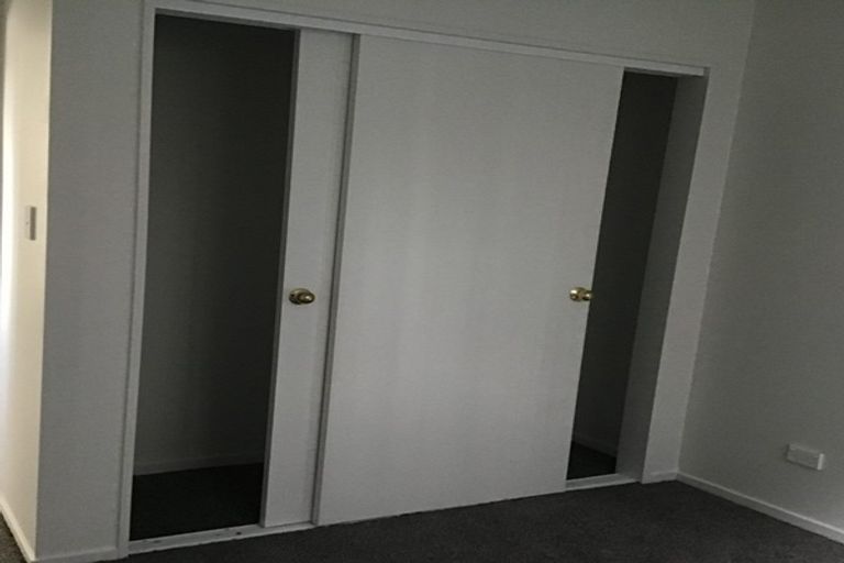 Photo of property in 18 Brunner Road, Glen Eden, Auckland, 0602