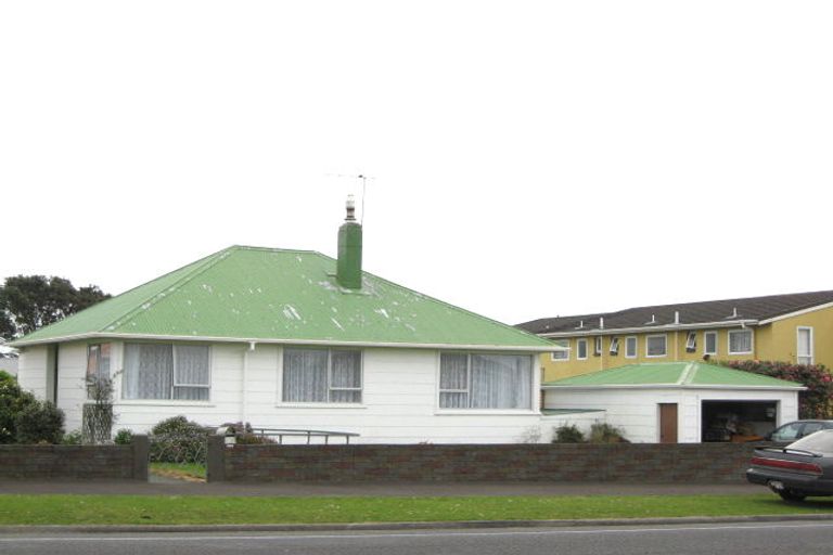 Photo of property in 194 Coronation Avenue, Welbourn, New Plymouth, 4310