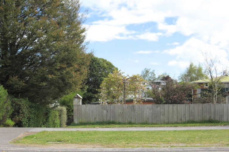 Photo of property in 28 Te Hatepe Avenue, Taupo, 3330