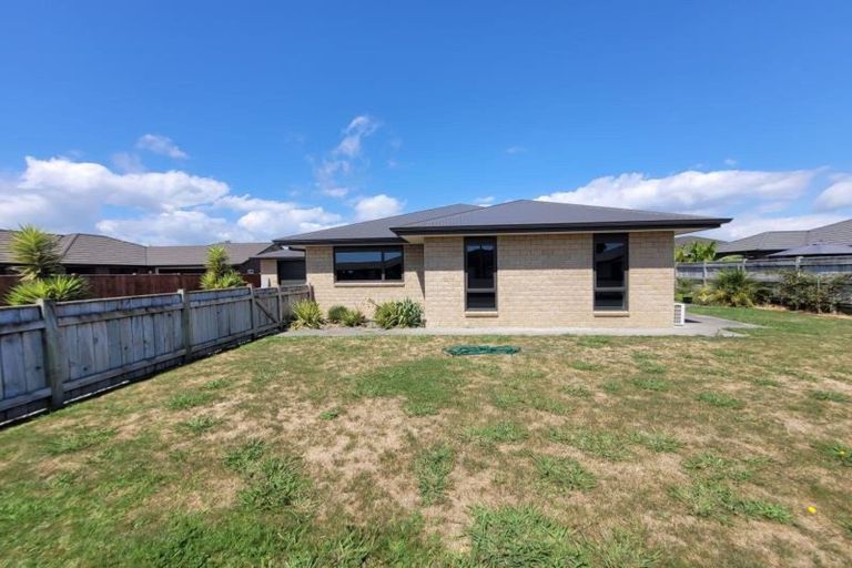 Photo of property in 16 Keene Drive, Bell Block, New Plymouth, 4312