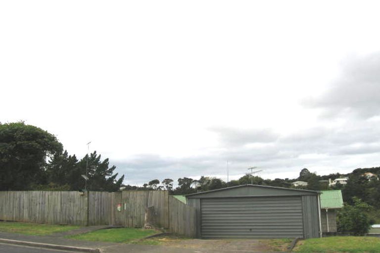Photo of property in 25 Mcphail Street, Birkdale, Auckland, 0626