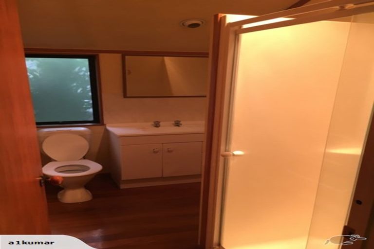 Photo of property in 104 Lawrence Crescent, Hillpark, Auckland, 2102