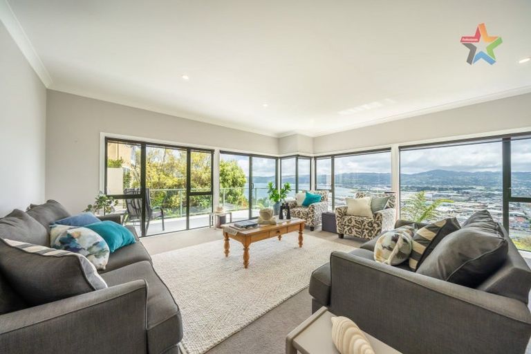 Photo of property in 69 Howard Road, Point Howard, Lower Hutt, 5013