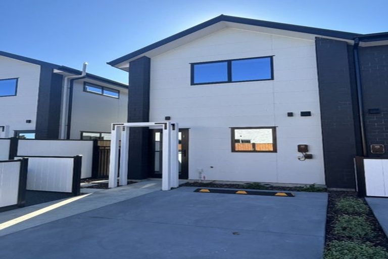 Photo of property in 1/3 Matata Place, Dallington, Christchurch, 8061