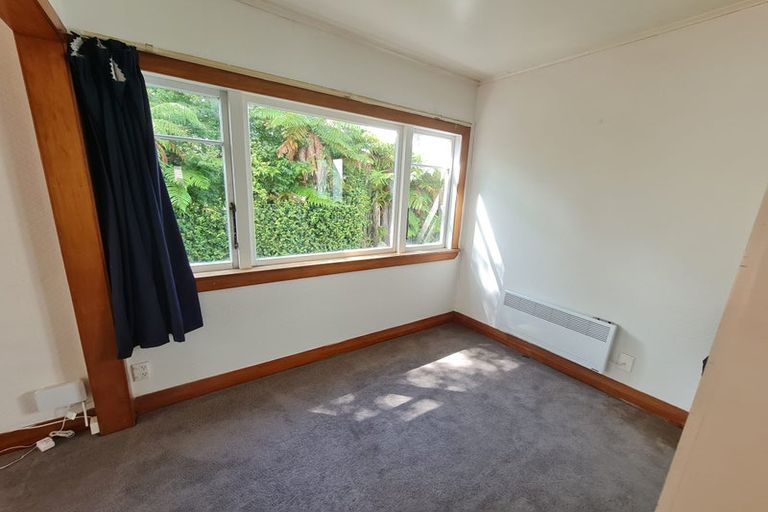 Photo of property in 16 Corlett Street, Utuhina, Rotorua, 3015