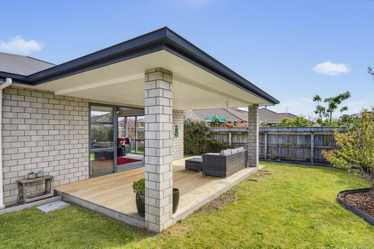Photo of property in 56 Waterstone Avenue, Paraparaumu, 5032