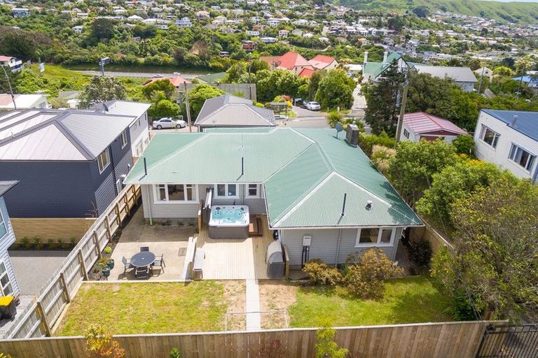 Photo of property in 116 Helston Road, Paparangi, Wellington, 6037