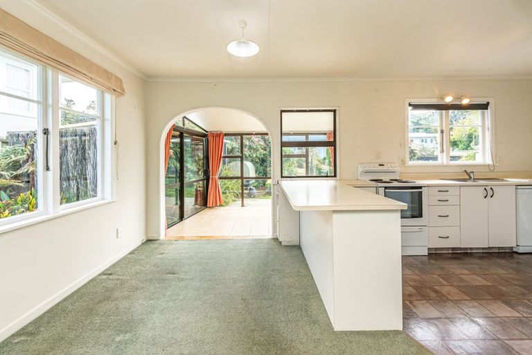 Photo of property in 62 Parkes Avenue, Saint Johns Hill, Whanganui, 4501