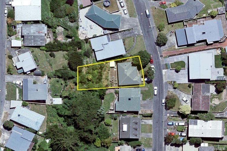 Photo of property in 12 Breton Grove, Kingston, Wellington, 6021