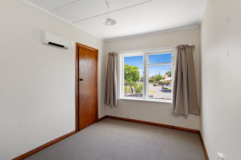Photo of property in 55 Momorangi Crescent, Redwood, Christchurch, 8051