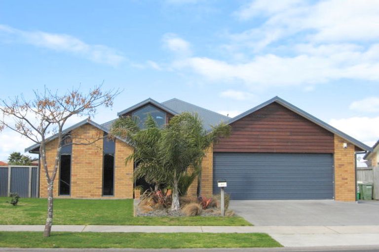 Photo of property in 51 Kahira Crescent, Papamoa Beach, Papamoa, 3118