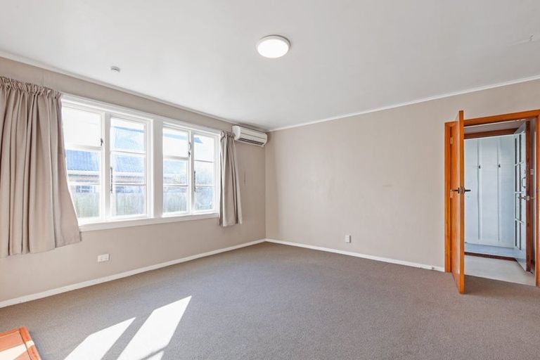 Photo of property in 15 Balgay Street, Upper Riccarton, Christchurch, 8041