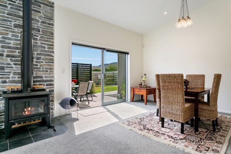 Photo of property in 50 Montgomery Crescent, Kinloch, Taupo, 3377