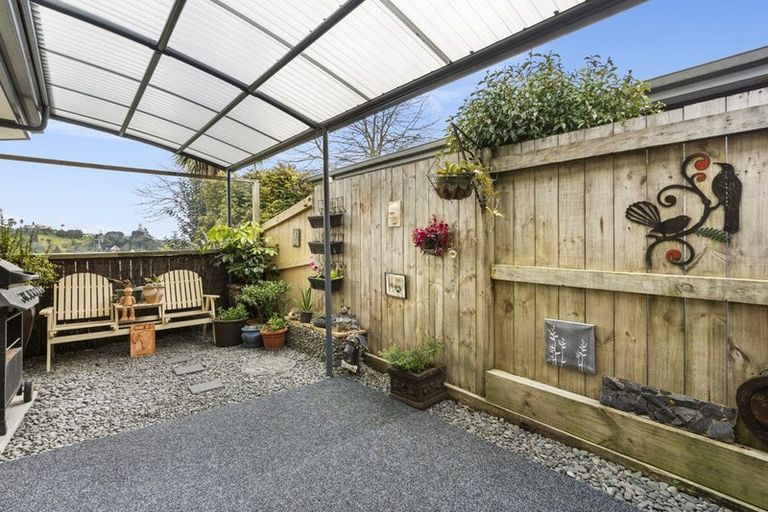 Photo of property in 41 Village Park Drive, Welcome Bay, Tauranga, 3112