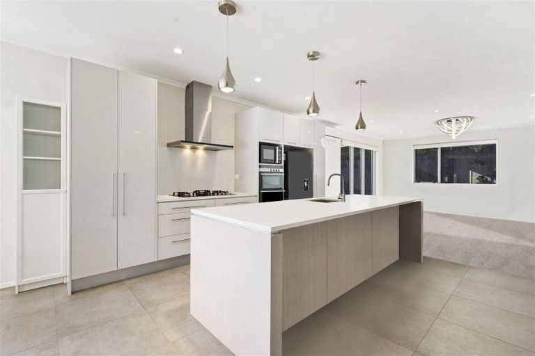 Photo of property in 69 Mackay Drive, Greenhithe, Auckland, 0632