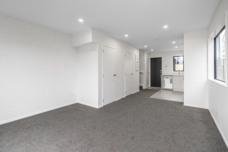 Photo of property in 13 Raupeti Lane, Henderson, Auckland, 0612