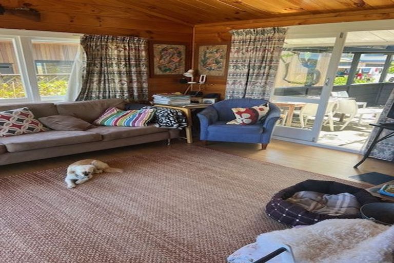 Photo of property in 28 Nisbet Terrace, Kinloch, Taupo, 3377