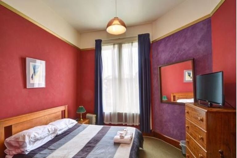 Photo of property in Grandview, 2 Grant Street, Dunedin Central, Dunedin, 9016