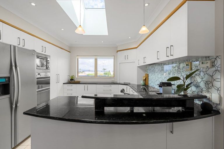 Photo of property in 5 Yale Street, Mount Maunganui, 3116